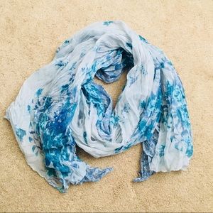 Blue floral scarf💙